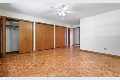 2720 N Bayview Lane, McHenry, IL 60051 - Photo 16