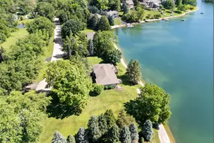 2720 N Bayview Ln, McHenry, IL 60051 - Photo 28