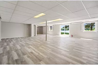 2720 N Bayview Lane, McHenry, IL 60051 - Photo 22