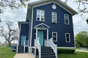 86 N 4th St, Aurora, IL 60505 - Photo 1