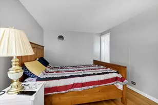 1719 W Lexington Dr, Arlington Heights, IL 60004 - Photo 28