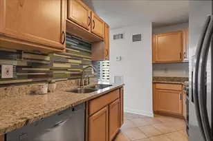401 E Ontario St, Chicago, IL 60611 - Photo 8
