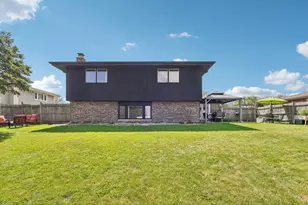 8818 172nd St, Tinley Park, IL 60487 - Photo 32
