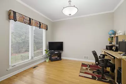 9254 Nagle Avenue, Morton Grove, IL 60053 - Photo 14