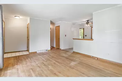 4715 Cleveland Avenue, Rockford, IL 61108 - Photo 16