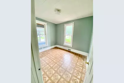 626 Bent Street, Elgin, IL 60120 - Photo 12