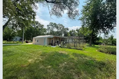 800 Lavern Avenue, Machesney Park, IL 61115 - Photo 10