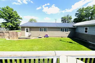 575 E Main St, Wellington, IL 60973 - Photo 18