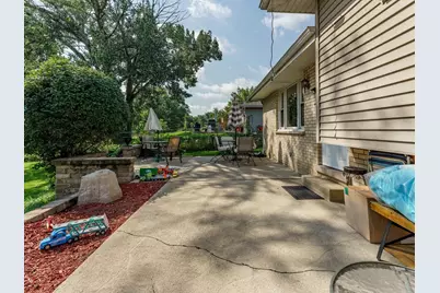 2N565 Euclid Avenue, Glen Ellyn, IL 60137 - Photo 26