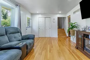 2N565 Euclid Ave, Glen Ellyn, IL 60137 - Photo 4