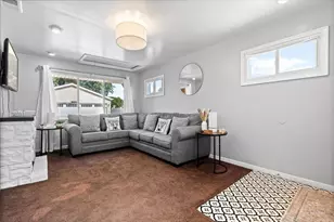 2405 Sarah St, Franklin Park, IL 60131 - Photo 6