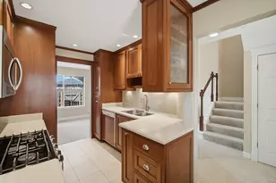 224 Woodstone Cir, Buffalo Grove, IL 60089 - Photo 8