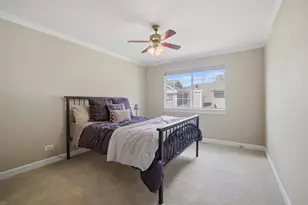 224 Woodstone Cir, Buffalo Grove, IL 60089 - Photo 16