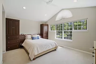 224 Woodstone Cir, Buffalo Grove, IL 60089 - Photo 14