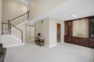 224 Woodstone Cir, Buffalo Grove, IL 60089 - Photo 4
