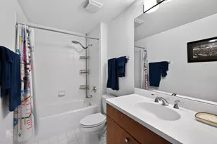 565 W Quincy St, Chicago, IL 60661 - Photo 12