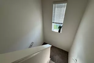 1039 Briar Gln Ct, Hampshire, IL 60140 - Photo 6