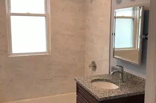 3340 W Berteau Ave, Chicago, IL 60618 - Photo 10