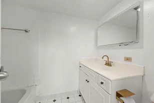 2005 Valencia Dr, Northbrook, IL 60062 - Photo 20