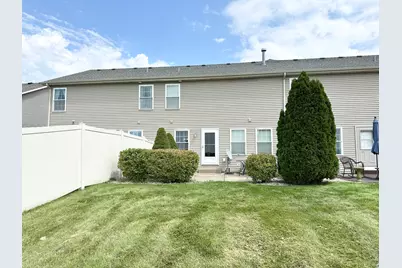 2083 Summerfield Lane, Bourbonnais, IL 60914 - Photo 10