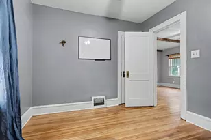 1508 N Linden St, Bloomington, IL 61701 - Photo 10