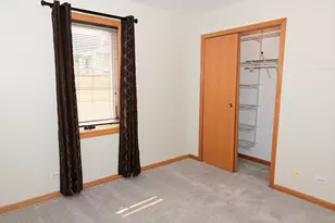5805 W Eddy St, Chicago, IL 60634 - Photo 10