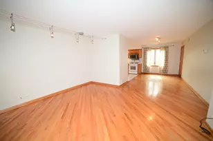 5805 W Eddy St, Chicago, IL 60634 - Photo 4