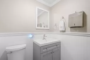 1316 Whitcomb Ave, Des Plaines, IL 60018 - Photo 10