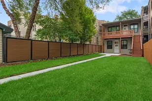 1246 W Bryn Mawr Ave, Chicago, IL 60660 - Photo 12