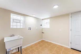 7526 S Honore St, Chicago, IL 60620 - Photo 18