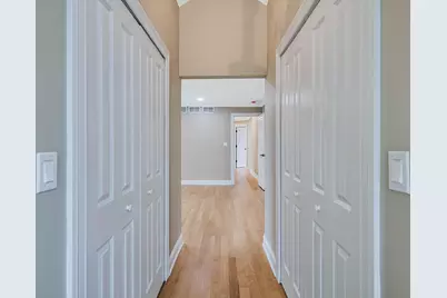 640 Downey Street, Hoffman Estates, IL 60169 - Photo 54