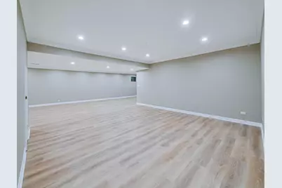 640 Downey Street, Hoffman Estates, IL 60169 - Photo 30