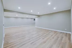 640 Downey St, Hoffman Estates, IL 60169 - Photo 30