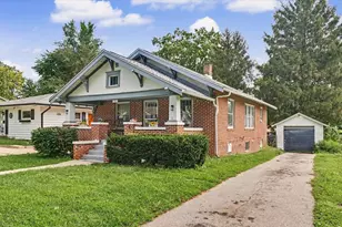 33 Delaware Ave, Danville, IL 61832 - Photo 2
