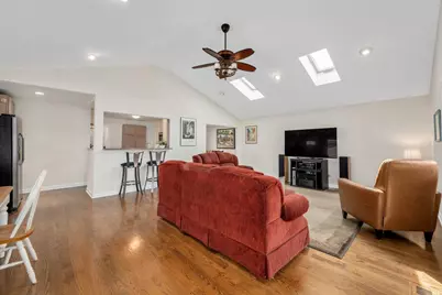 134 N 8th Avenue, Des Plaines, IL 60016 - Photo 10