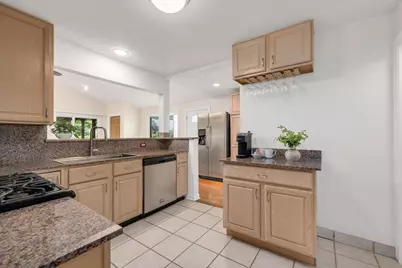 134 N 8th Avenue, Des Plaines, IL 60016 - Photo 14