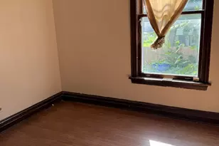 911 W 84th St, Chicago, IL 60620 - Photo 6