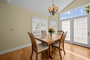 635 Northmoor Rd, Lake Forest, IL 60045 - Photo 10