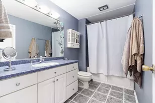 148 Newport Dr, Bolingbrook, IL 60440 - Photo 16