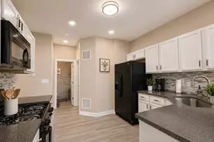 475 Dancer Ln, Oswego, IL 60543 - Photo 4