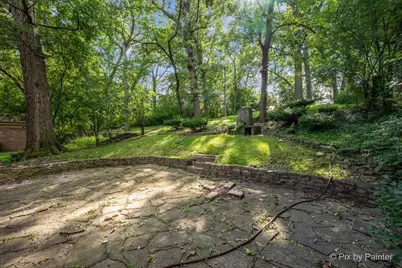 10742 S Longwood Drive, Chicago, IL 60643 - Photo 2