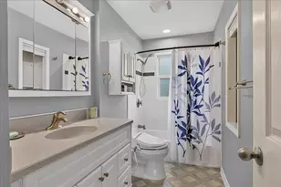 7290 Jasmine Dr, Hanover Park, IL 60133 - Photo 12