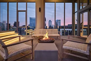 369 W Grand Ave, Chicago, IL 60654 - Photo 10