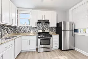 1525 W Garfield Blvd, Chicago, IL 60636 - Photo 2