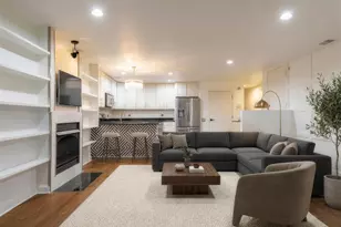 2625 N Ashland Ave, Chicago, IL 60614 - Photo 8