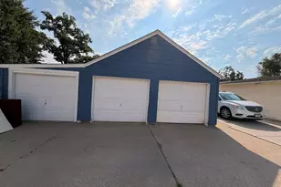 2010 46th St, Rock Island, IL 60201 - Photo 14