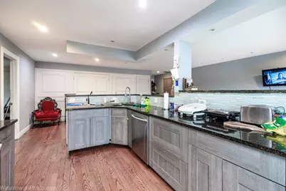7227 W Higgins Avenue #503, Chicago, IL 60656 - Photo 10