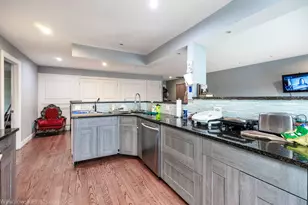7227 W Higgins Ave, Chicago, IL 60656 - Photo 10