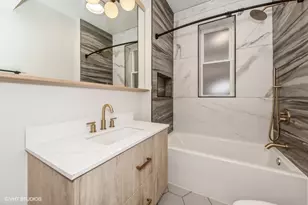 2620 W Rice St, Chicago, IL 60622 - Photo 8
