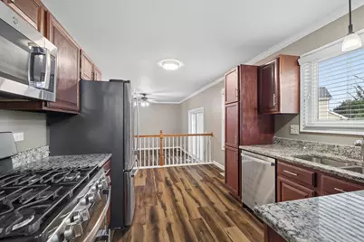 388 Woodhollow Lane, Bartlett, IL 60103 - Photo 6
